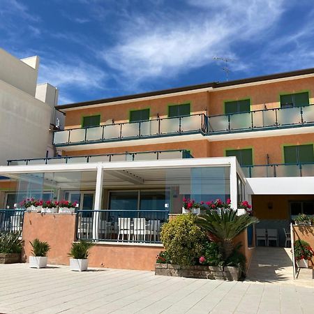 Hotel Giacomazzo Каорле Екстер'єр фото