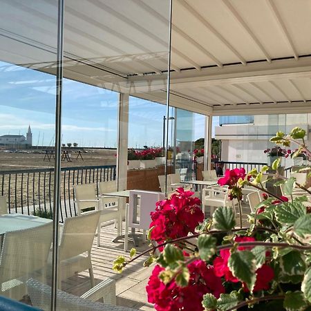 Hotel Giacomazzo Каорле Екстер'єр фото