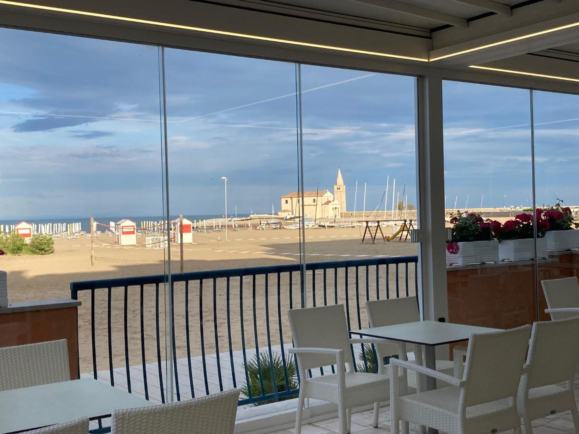 Hotel Giacomazzo Каорле Екстер'єр фото