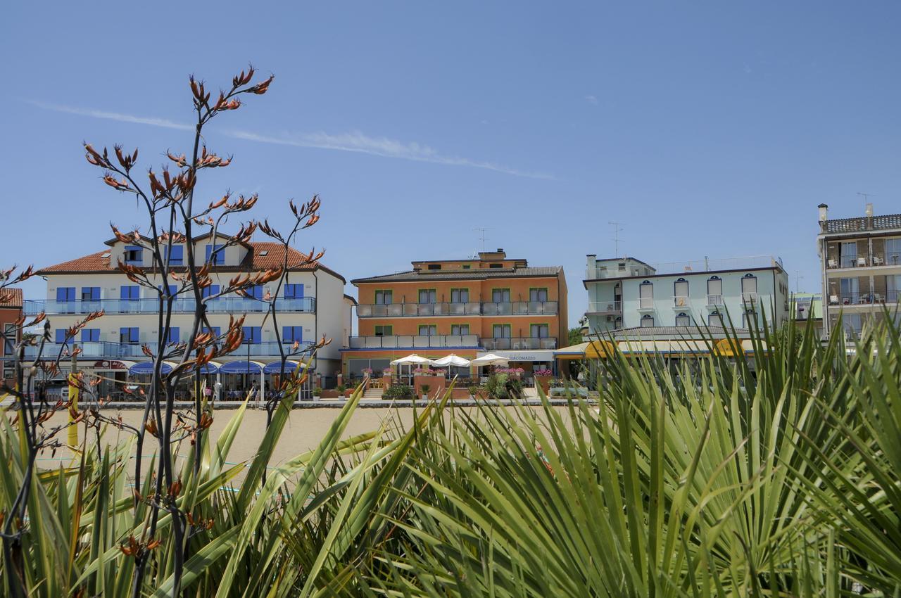 Hotel Giacomazzo Каорле Екстер'єр фото