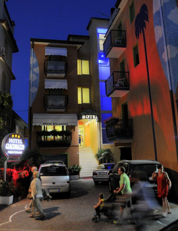 Hotel Giacomazzo Каорле Екстер'єр фото